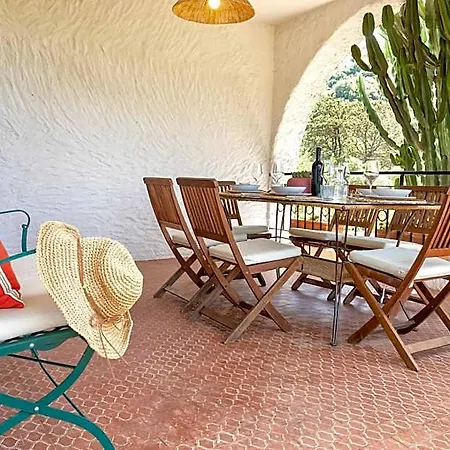Elighe Otel 4*