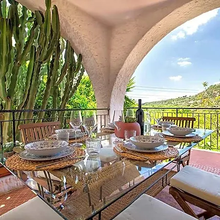 Elighe Hotel 4*